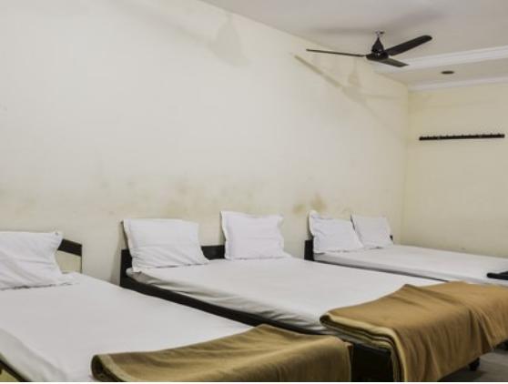Hotel Maya Deluxe Hyderabad Exterior photo